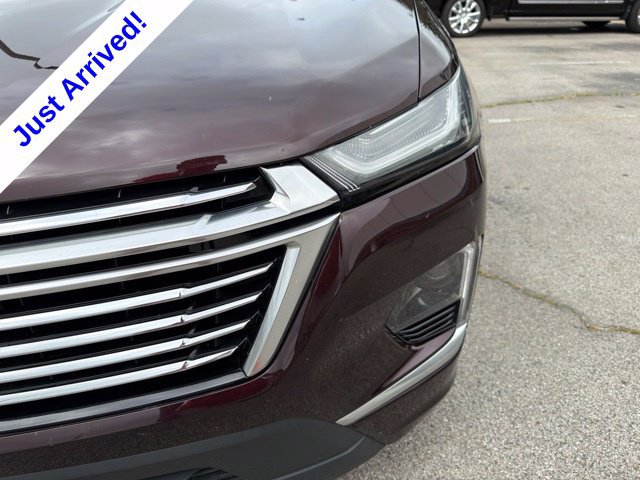 Used 2023 Chevrolet Traverse Premier FWD image 9
