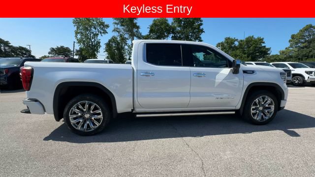 Used 2025 GMC Sierra 1500 Denali AWD/4WD image 9