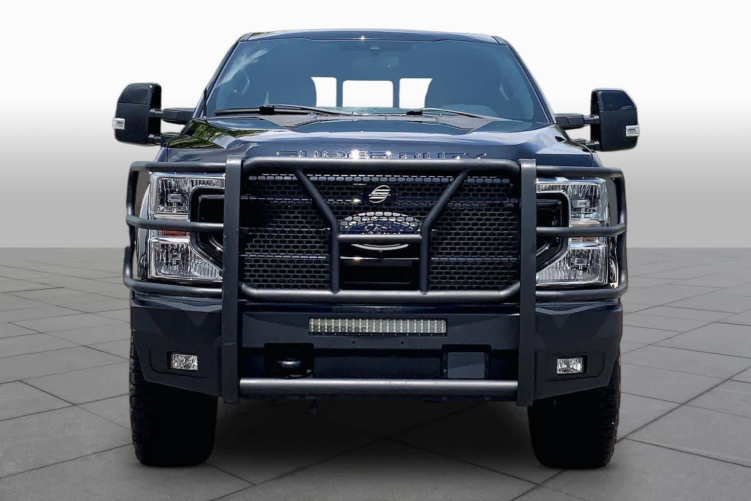Used 2022 Ford F250 Lariat w/ Lariat Ultimate Package AWD/4WD image 4