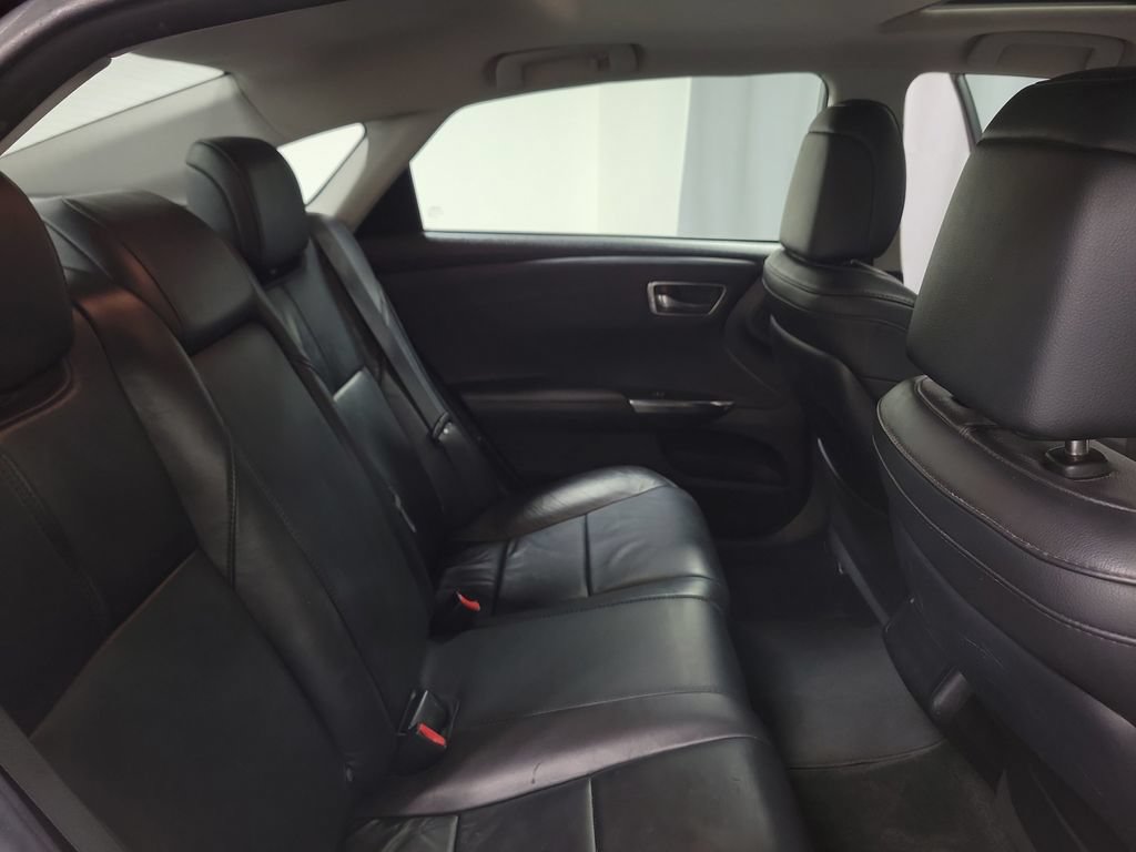 Used 2013 Toyota Avalon XLE Touring FWD image 32