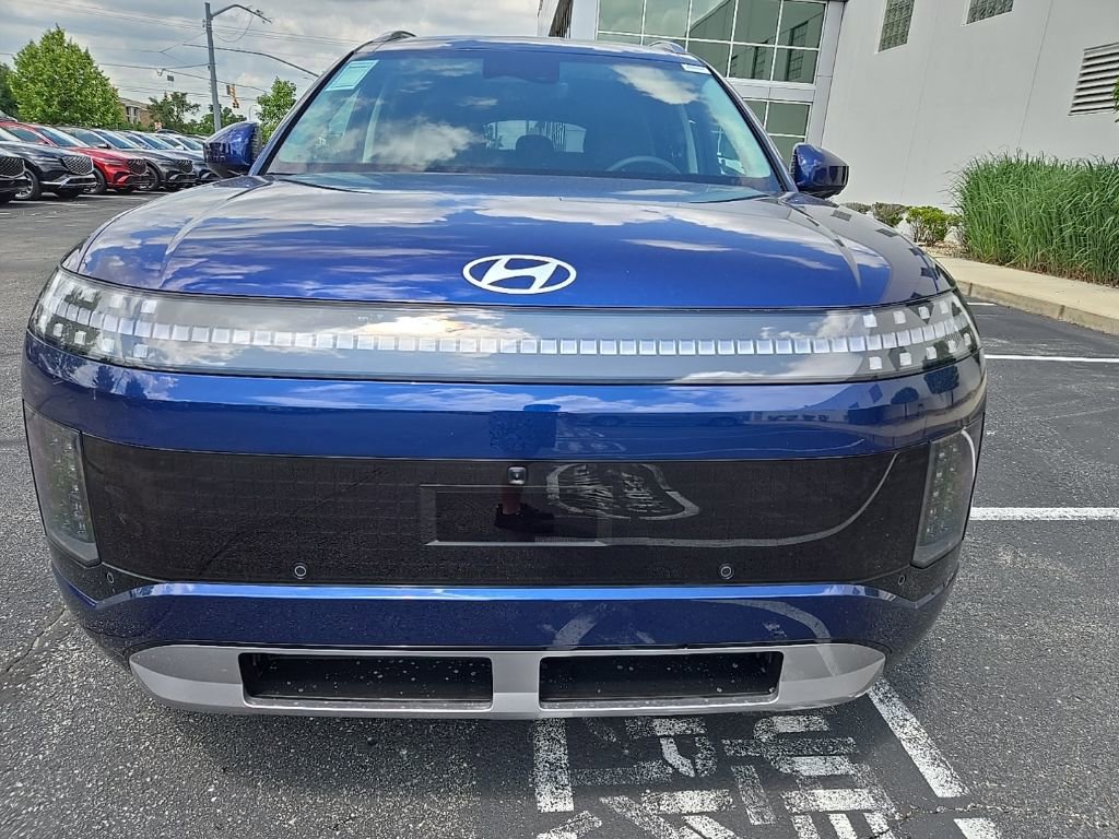 New 2026 Hyundai Ioniq 9 SEL image 3