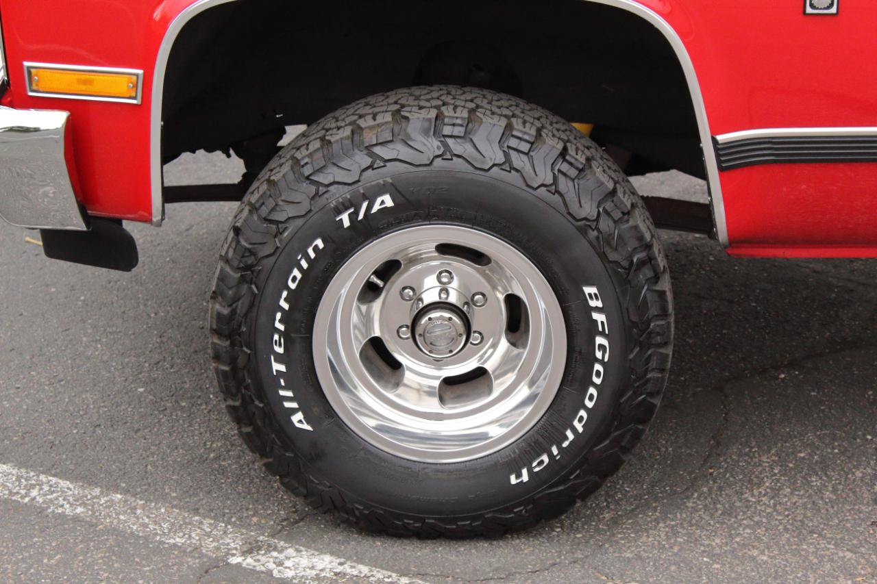 Used 1991 Chevrolet Blazer 4WD image 38