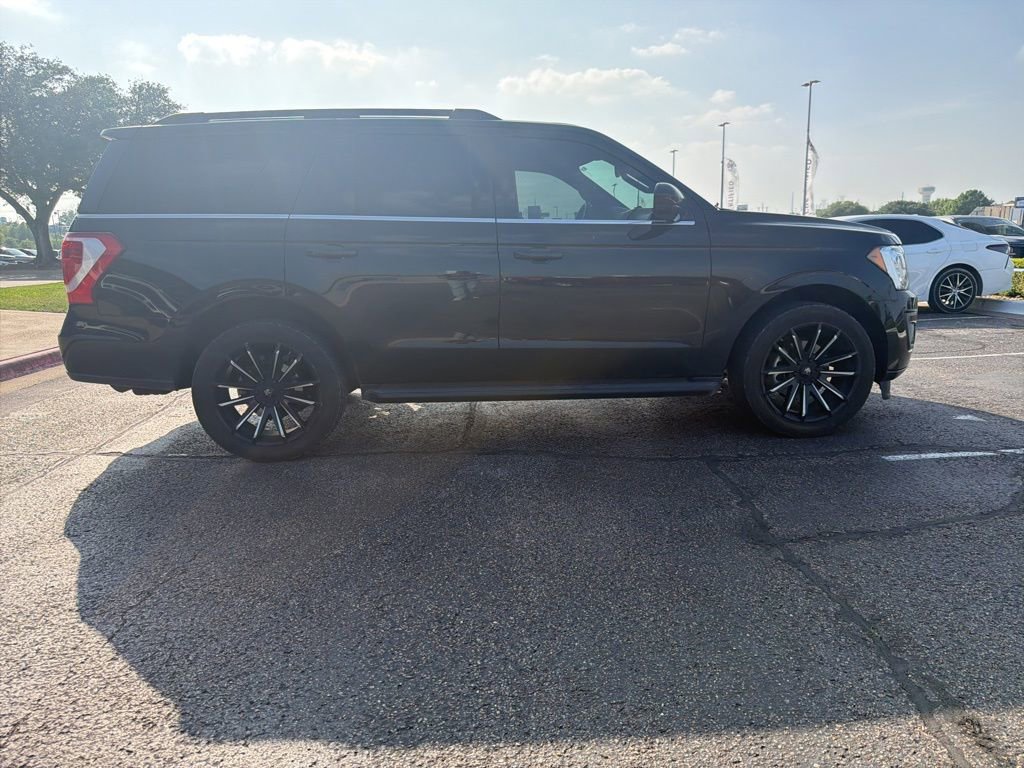 Used 2021 Ford Expedition XLT RWD image 4