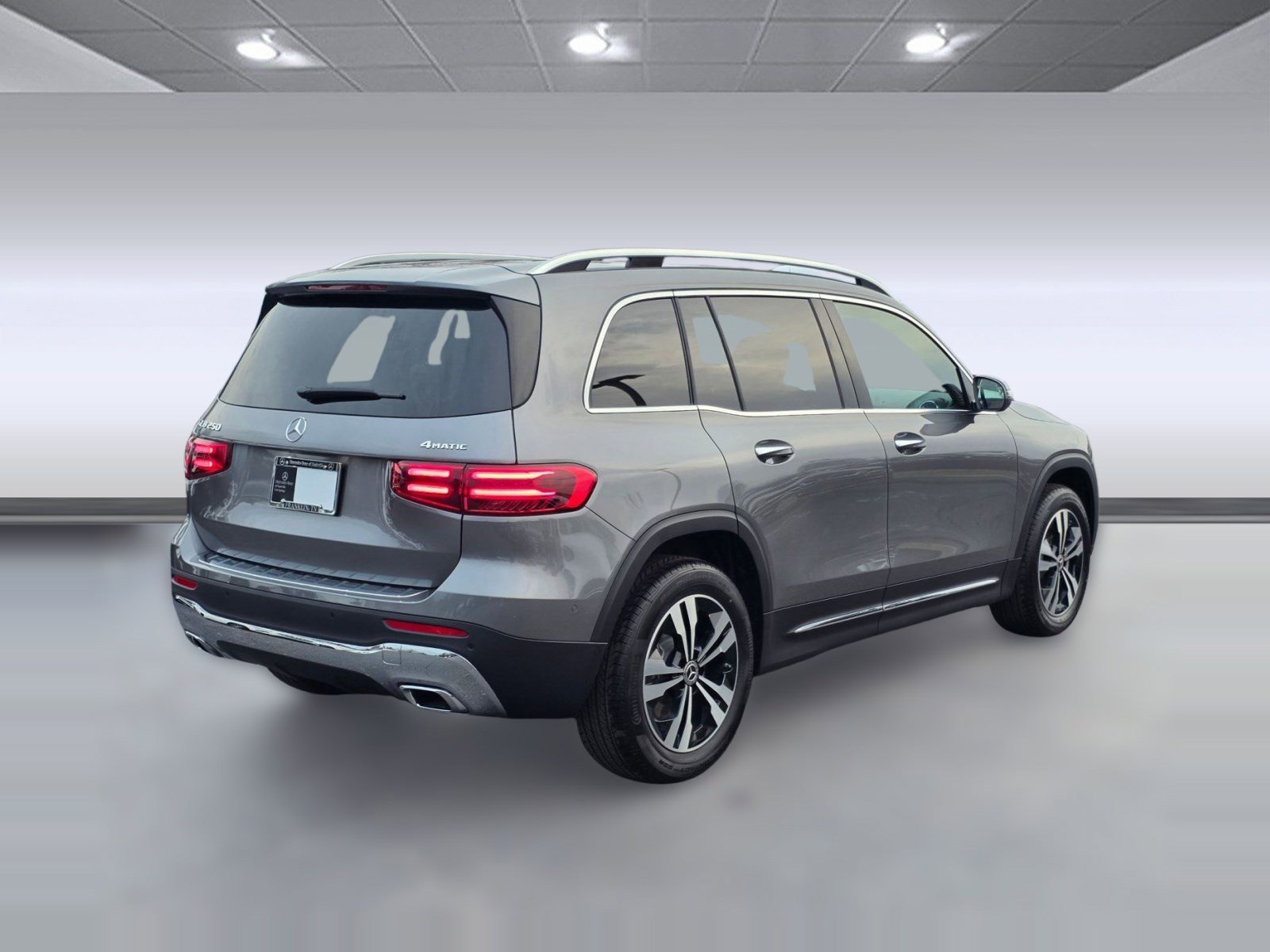 New 2026 Mercedes-Benz GLB 250 4MATIC image 8