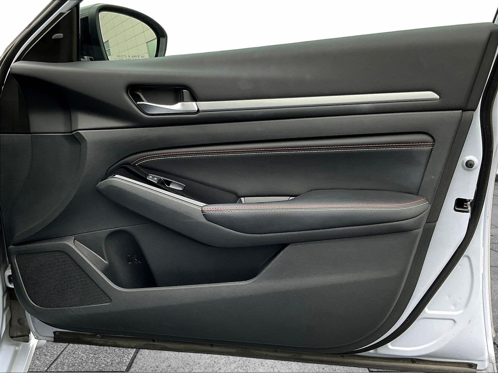 Certified 2023 Nissan Altima 2.5 SR w/ SR Premium Package FWD image 30