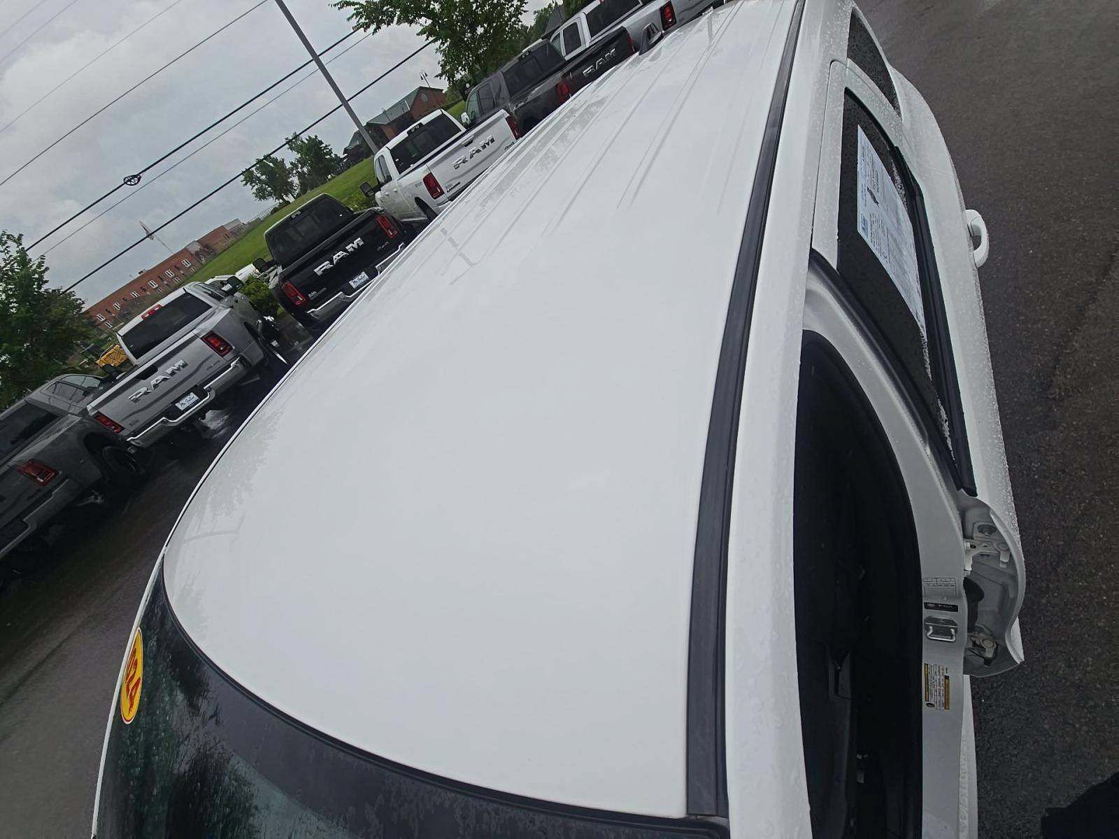Used 2024 Dodge Durango GT AWD/4WD image 32