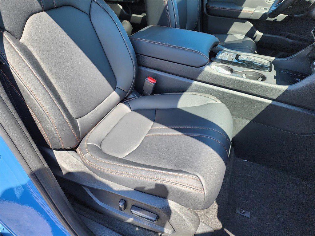 Used 2025 Honda Pilot TrailSport image 21