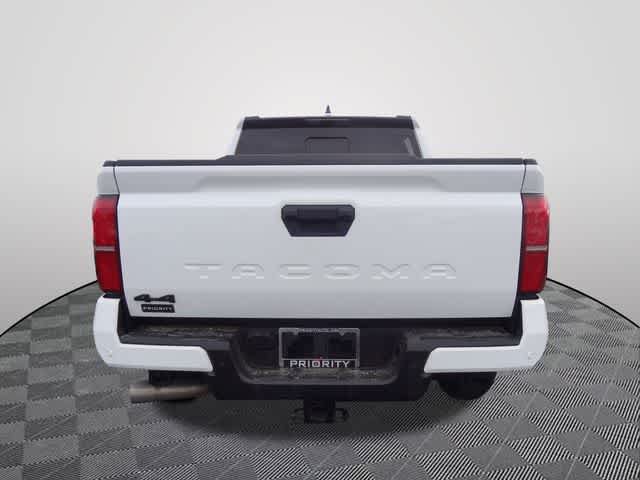 Used 2024 Toyota Tacoma SR5 AWD/4WD image 3