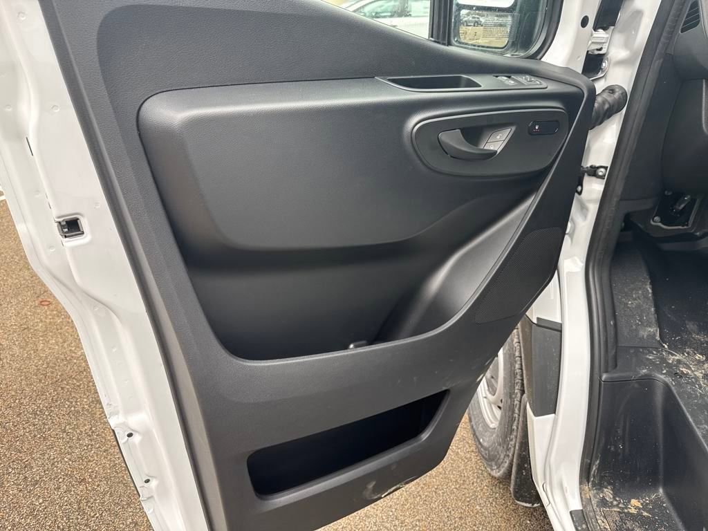 New 2025 Mercedes-Benz Sprinter 2500 image 10
