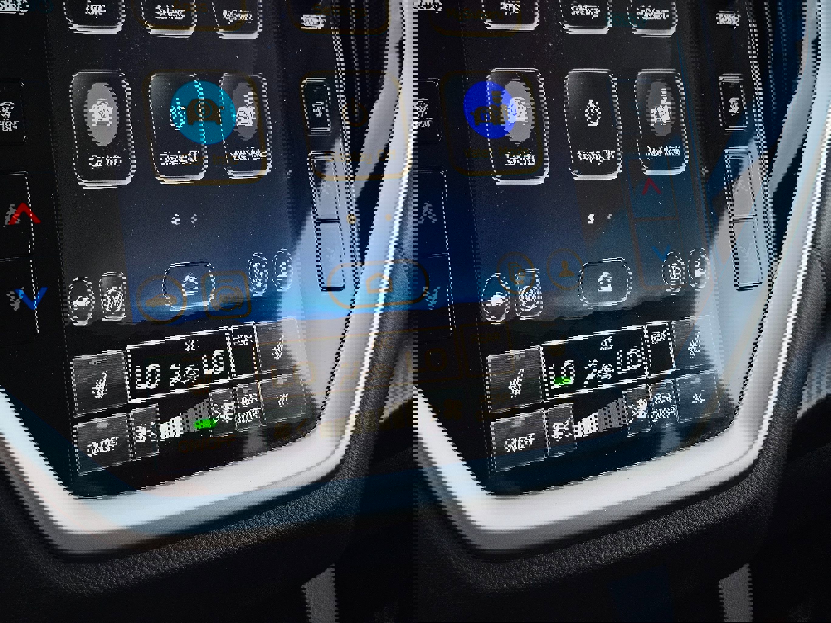 Used 2025 Subaru Ascent Premium image 33