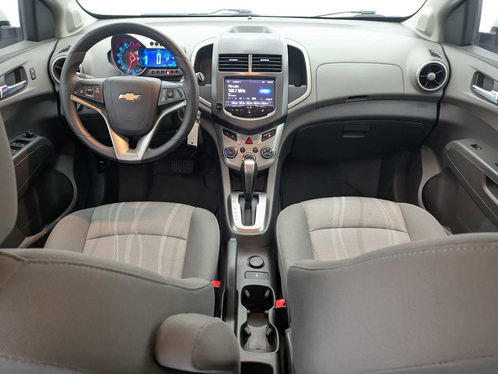 Used 2015 Chevrolet Sonic LT image 15