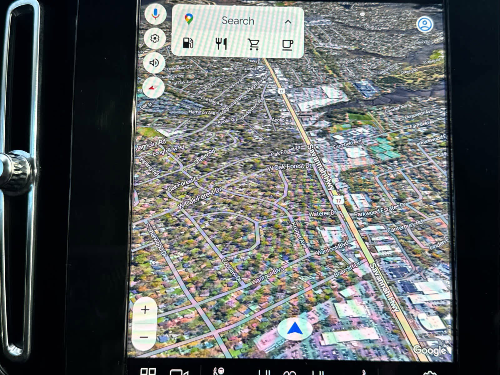 Certified 2023 Volvo XC40 B4 Plus w/ Driver Assist Package image 31