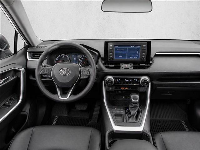 Used 2019 Toyota RAV4 XLE Premium FWD image 30