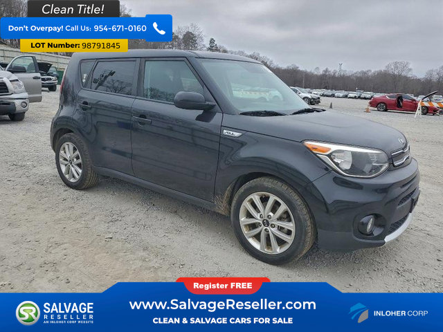 Used 2018 Kia Soul + image 5