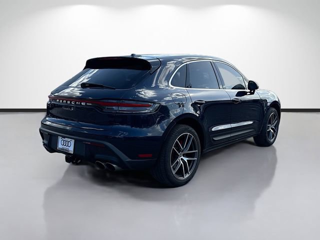 Used 2022 Porsche Macan S AWD/4WD image 3