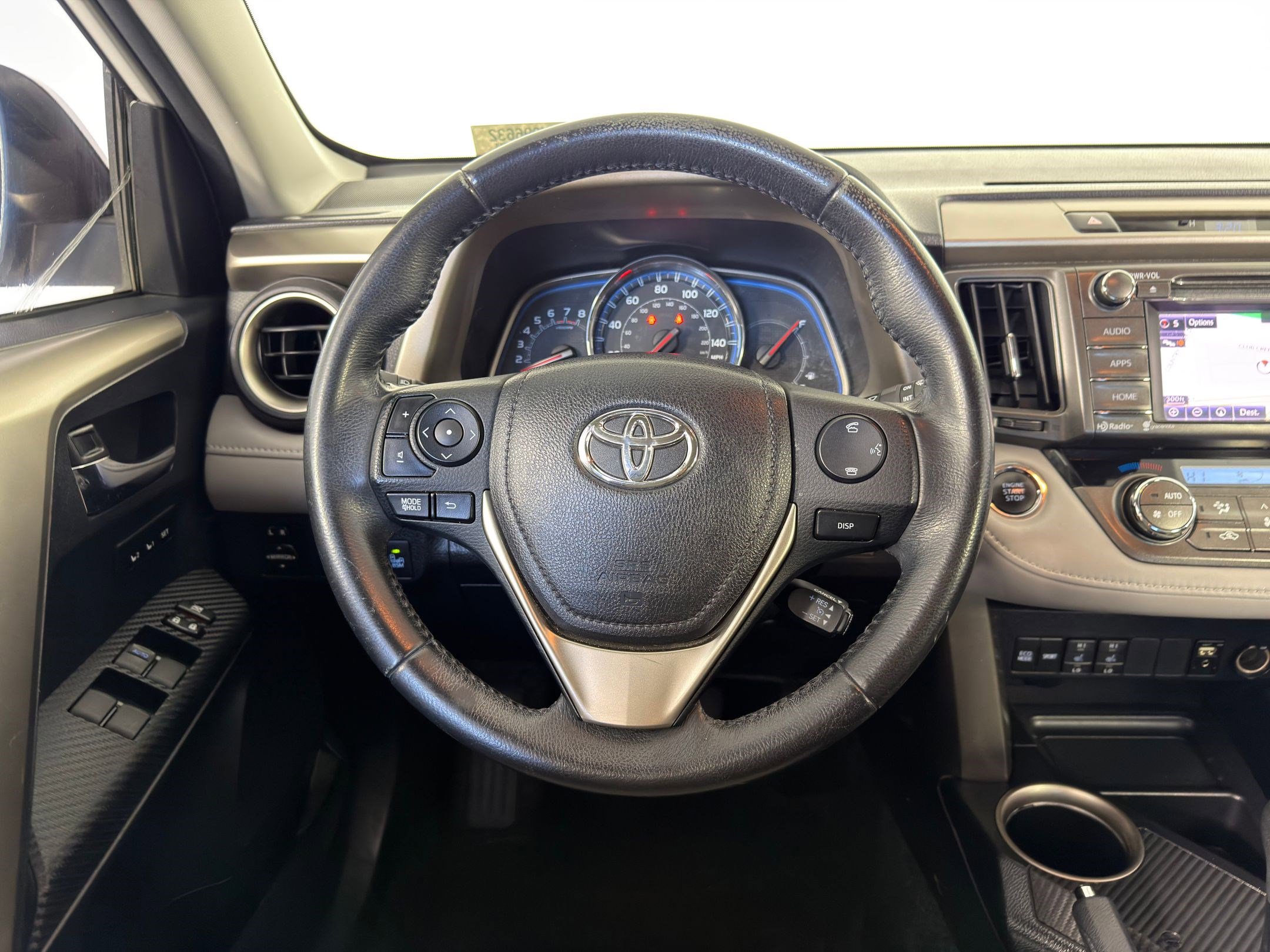 Used 2014 Toyota RAV4 Limited image 27