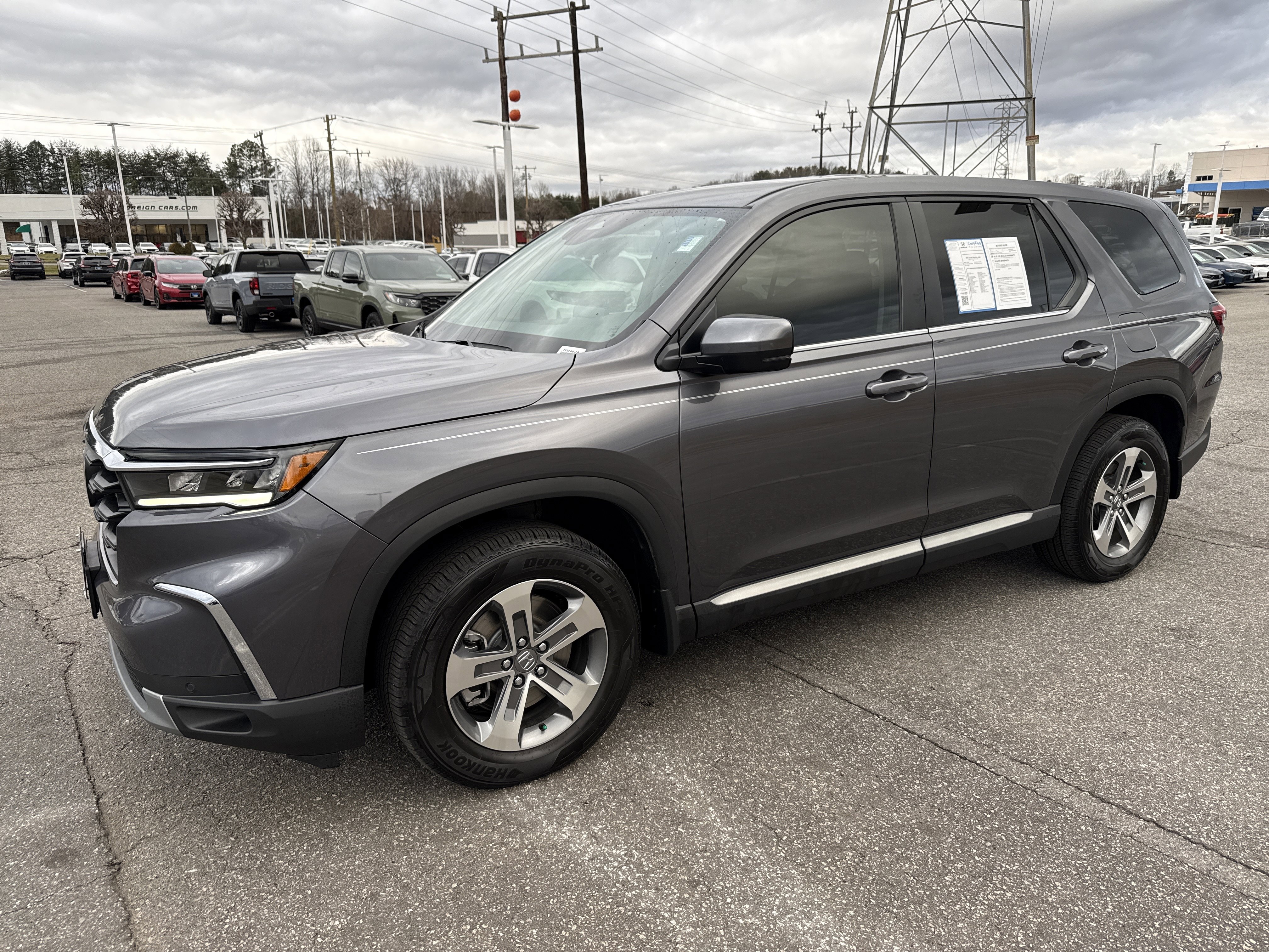 Used 2025 Honda Pilot EX-L image 5