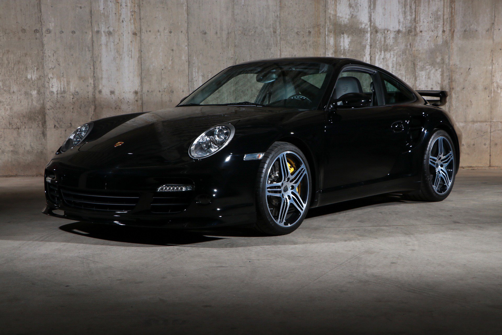 Used 2008 Porsche 911 Turbo AWD/4WD image 2