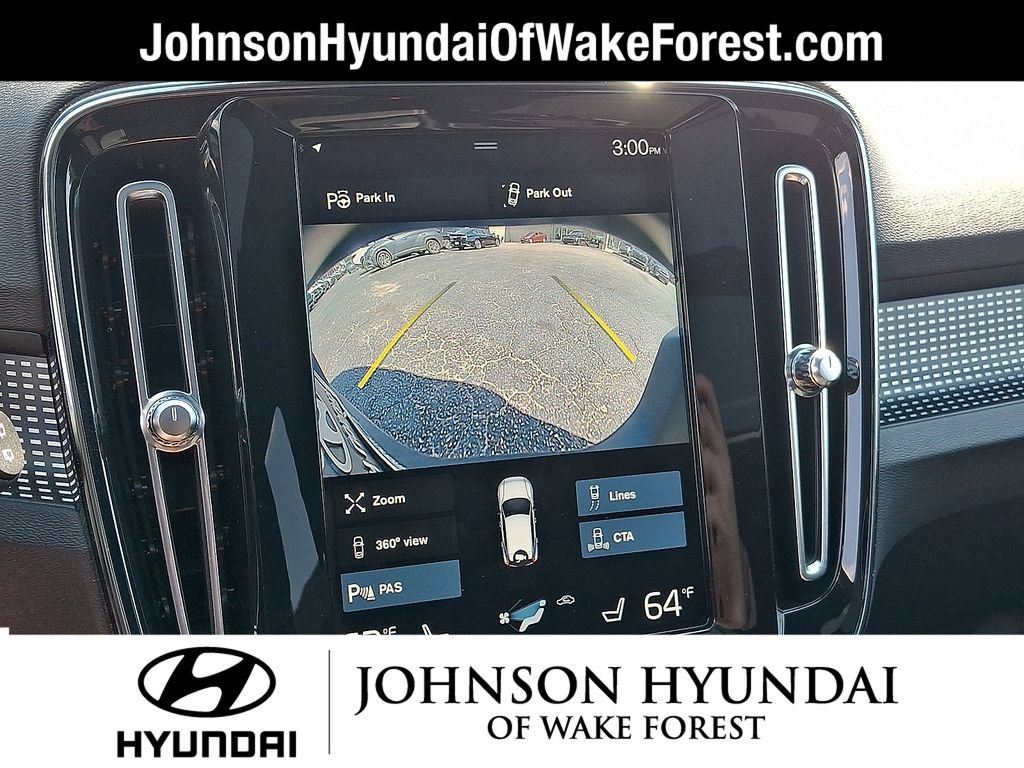 Used 2021 Volvo XC40 T5 R-Design w/ Advanced Package AWD/4WD image 15