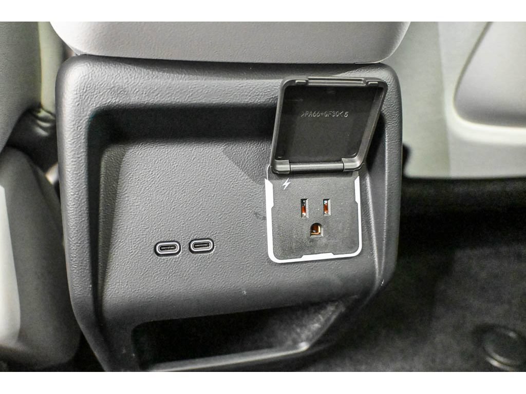 Certified 2025 Cadillac Optiq Sport 1 AWD/4WD image 31