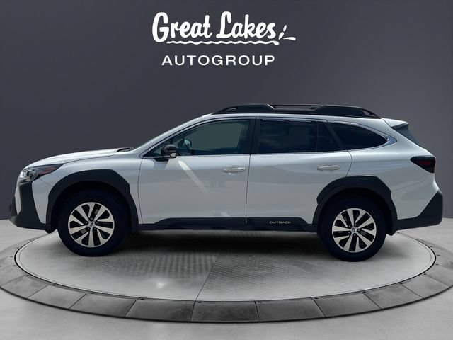 Certified 2025 Subaru Outback Premium AWD/4WD image 2