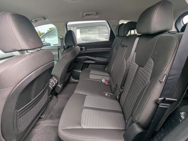 New 2026 Kia Sorento LX FWD image 16