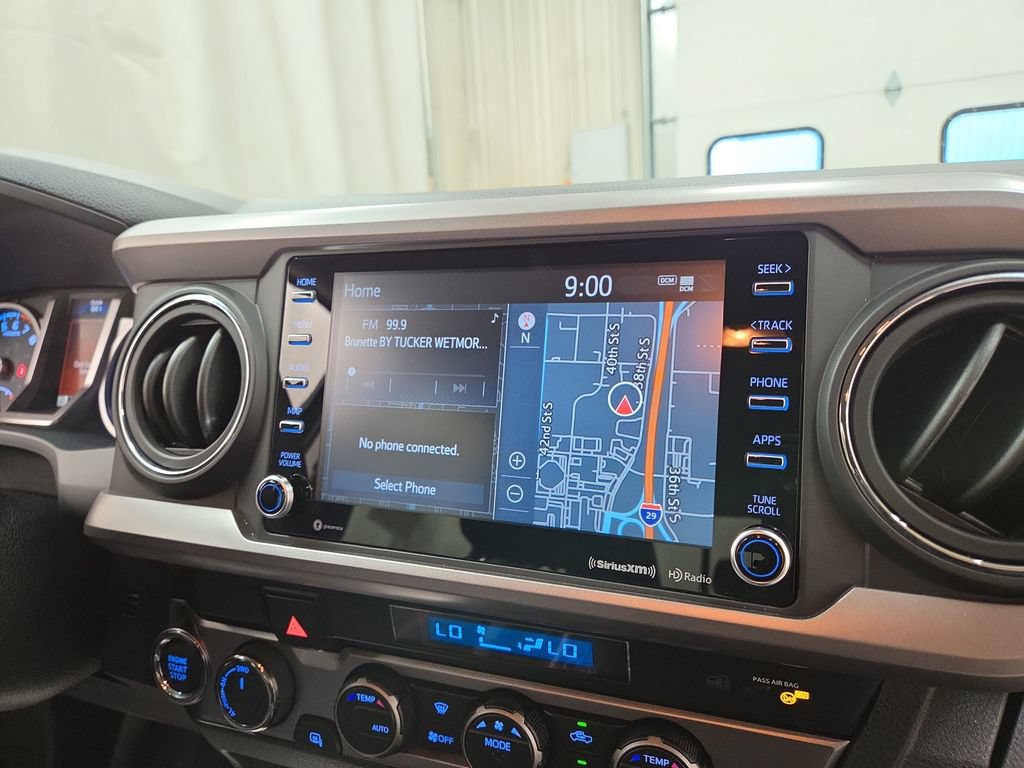 Used 2023 Toyota Tacoma SR5 AWD/4WD image 14
