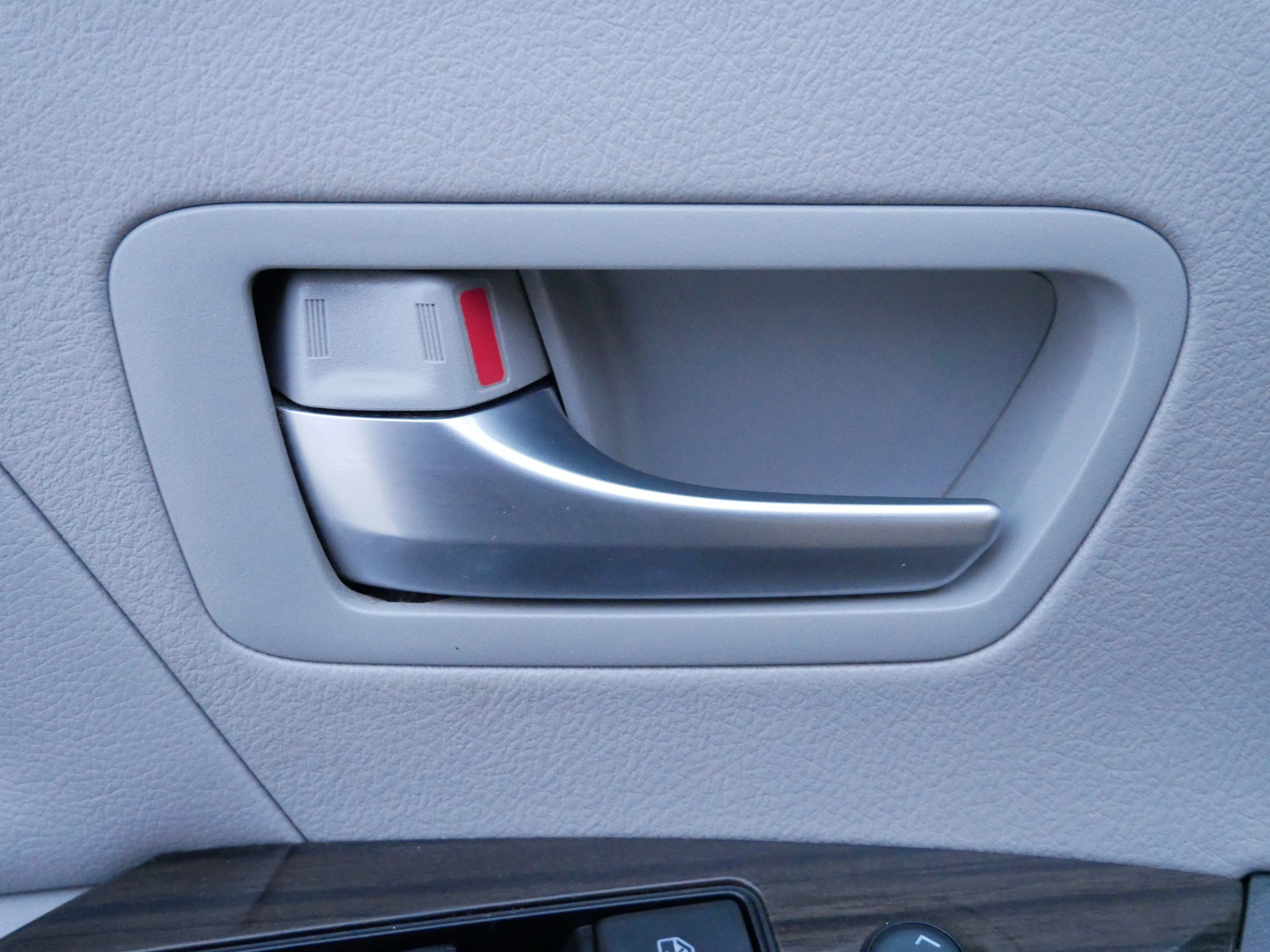 Used 2017 Toyota Sienna XLE image 15