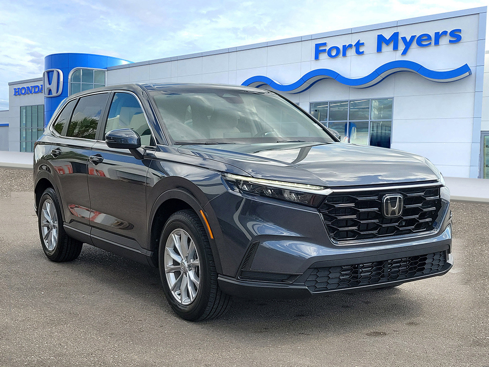 Used 2024 Honda CR-V EX image 1