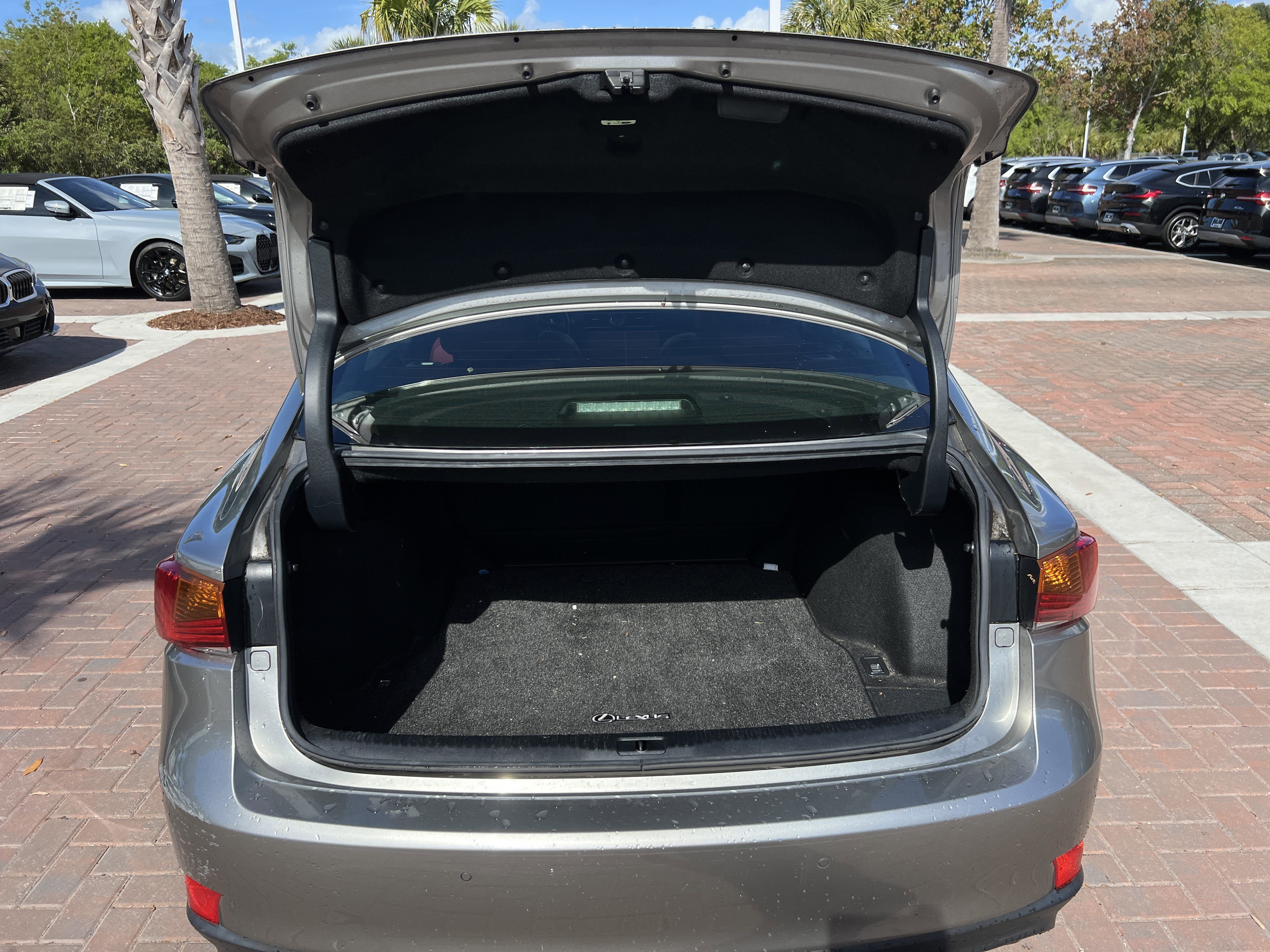 Used 2020 Lexus IS 350 F Sport w/ F Sport Package image 32