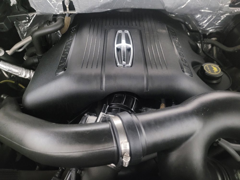 Used 2017 Lincoln Navigator Select RWD image 30