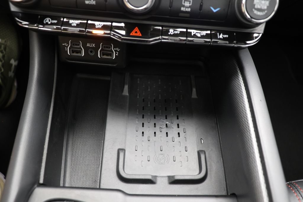 Used 2025 Dodge Durango GT AWD/4WD image 28