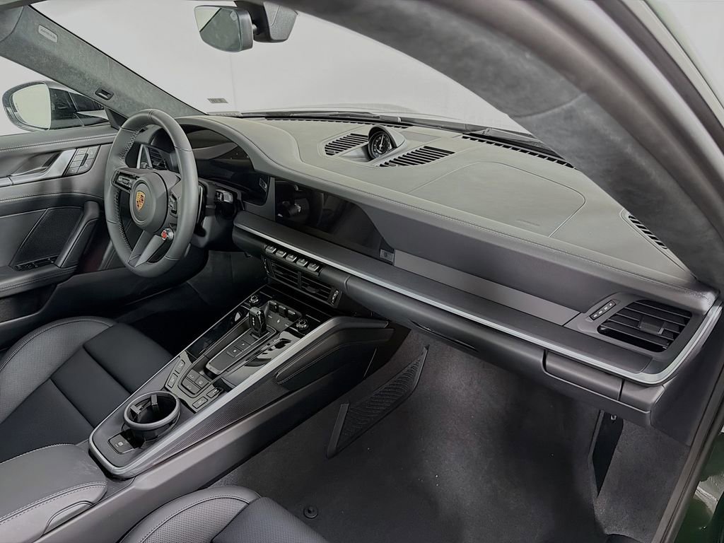 New 2026 Porsche 911 Carrera 4 GTS image 30