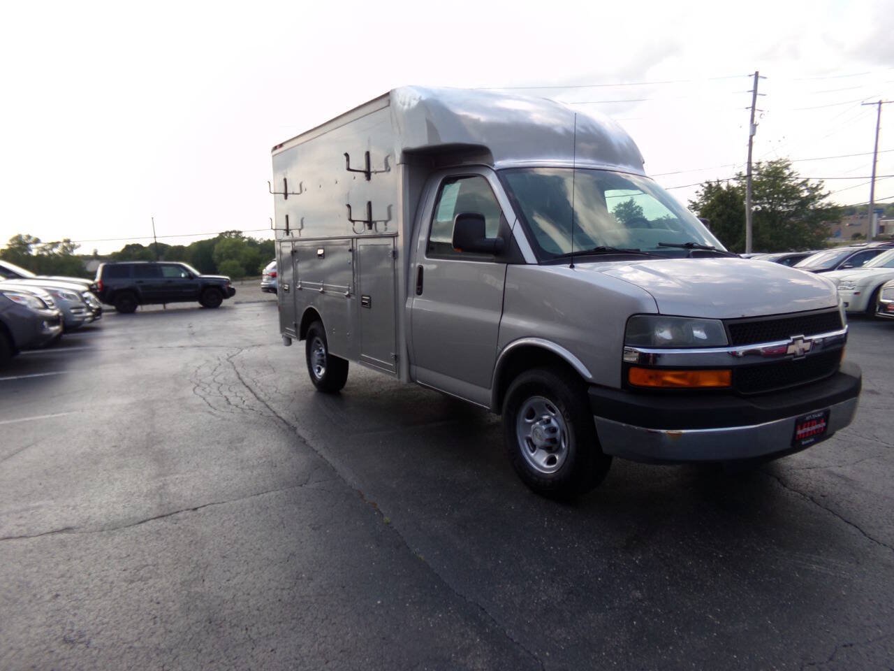 Used 2008 Chevrolet Express 3500 RWD image 4