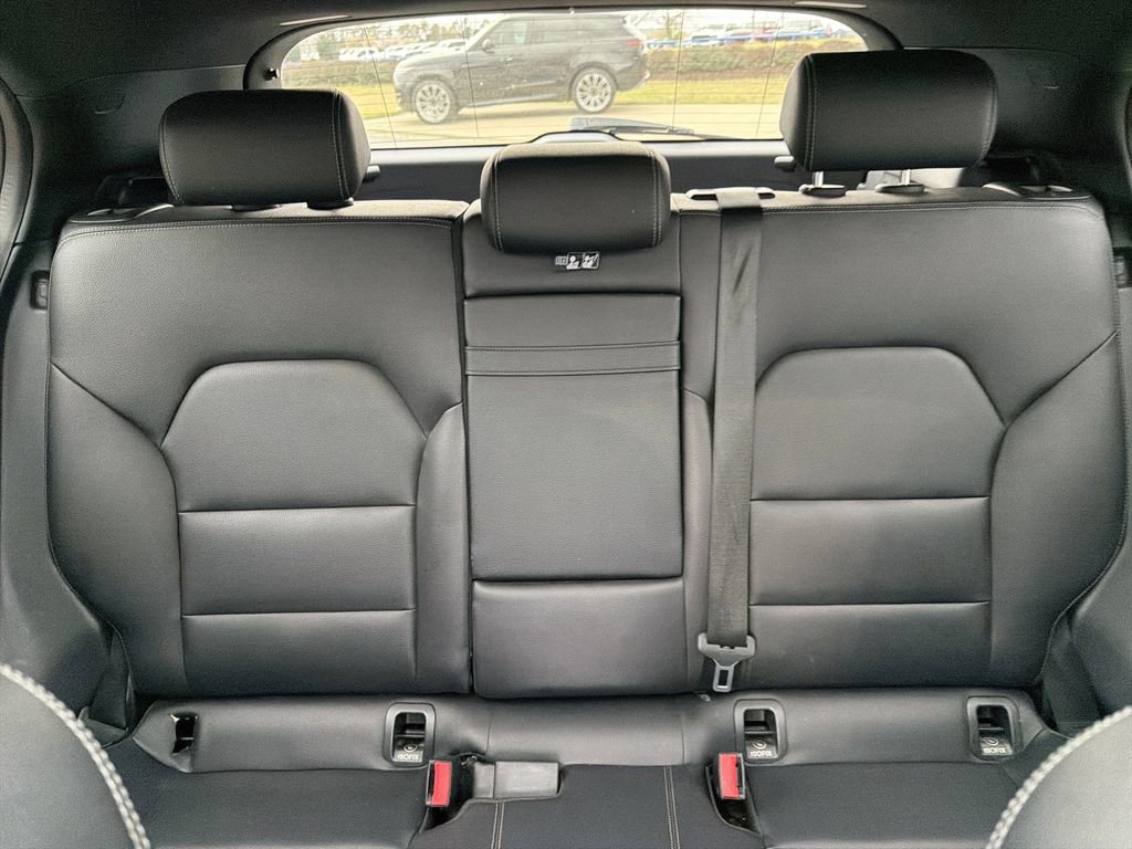 Used 2018 Mercedes-Benz GLA 250 4MATIC image 29