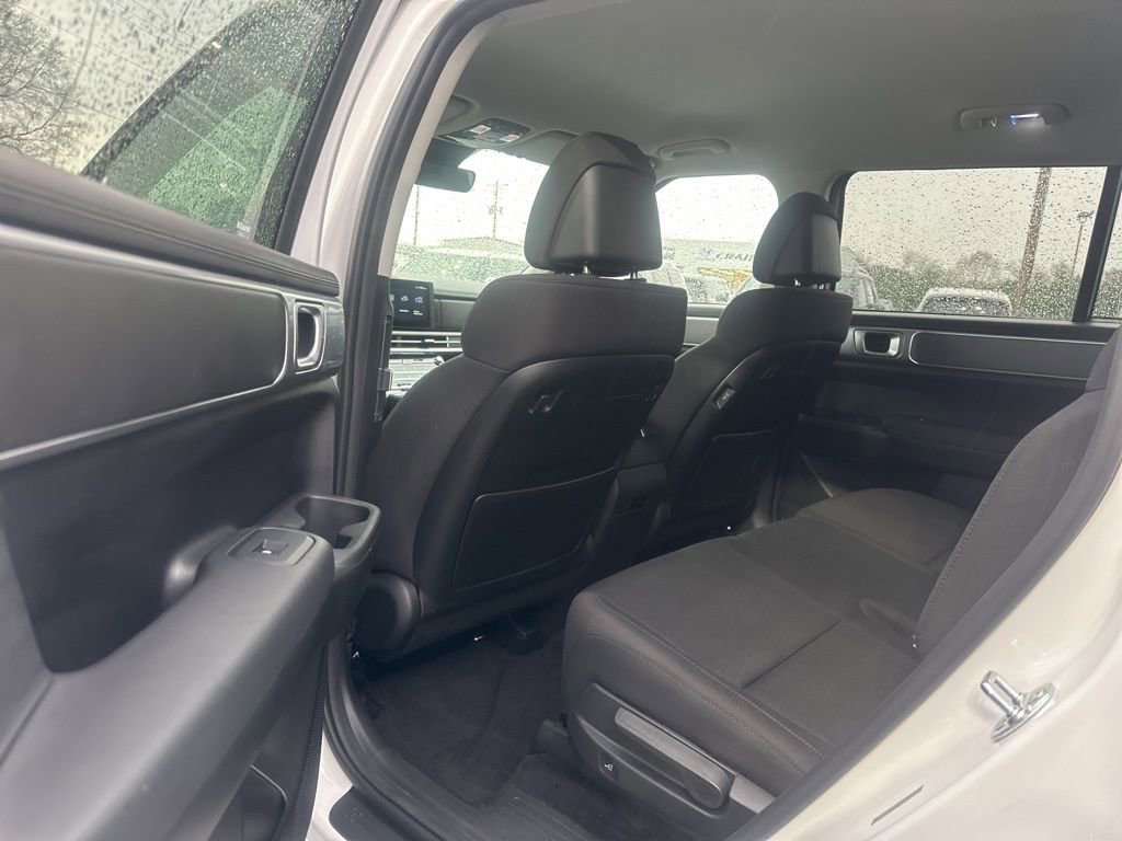 Certified 2026 Hyundai Santa Fe SE image 17