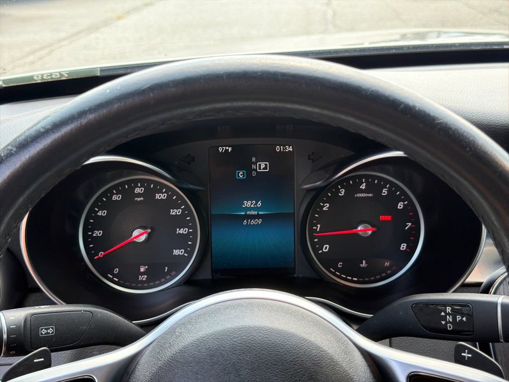 Used 2019 Mercedes-Benz C 300 Sedan w/ Multimedia Package image 27