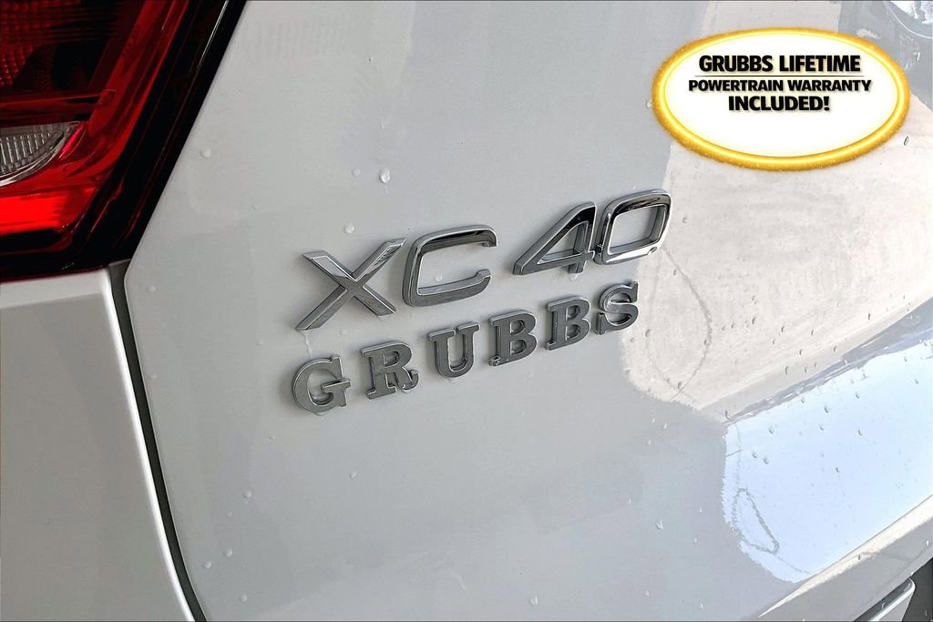 New 2026 Volvo XC40 B5 Core image 42