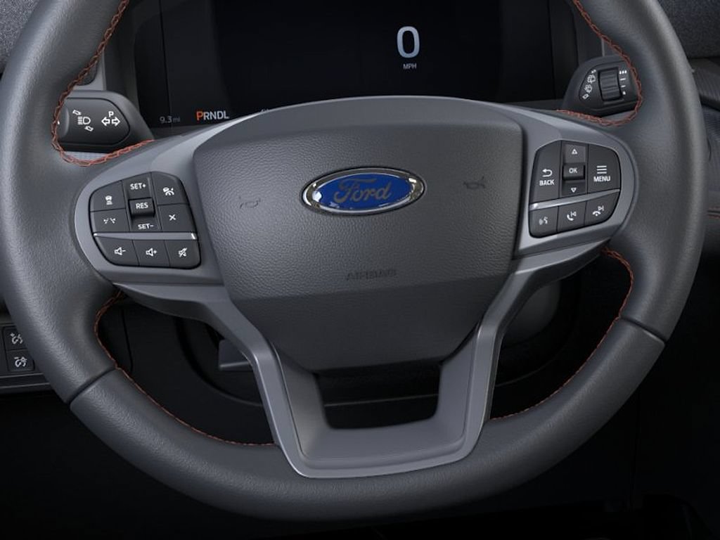 New 2026 Ford Explorer Active RWD image 13
