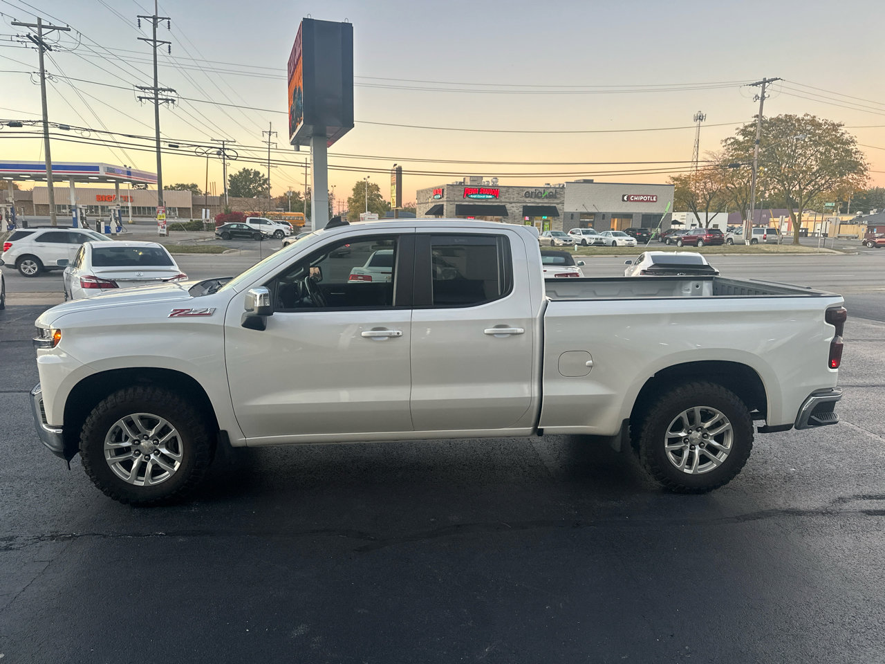 Used 2020 Chevrolet Silverado 1500 LT w/ All-Star Edition image 43