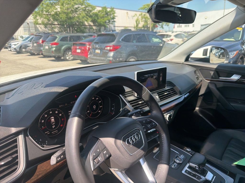 Used 2018 Audi Q5 2.0T Premium Plus w/ Premium Plus Package AWD/4WD image 13