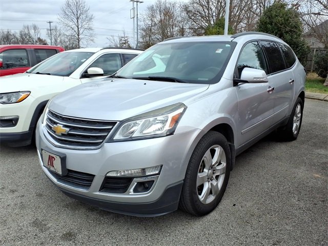 Used 2016 Chevrolet Traverse LT w/ Traveler's Package image 3
