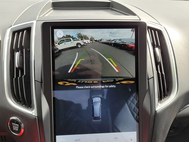 Used 2024 Ford Edge Titanium image 22