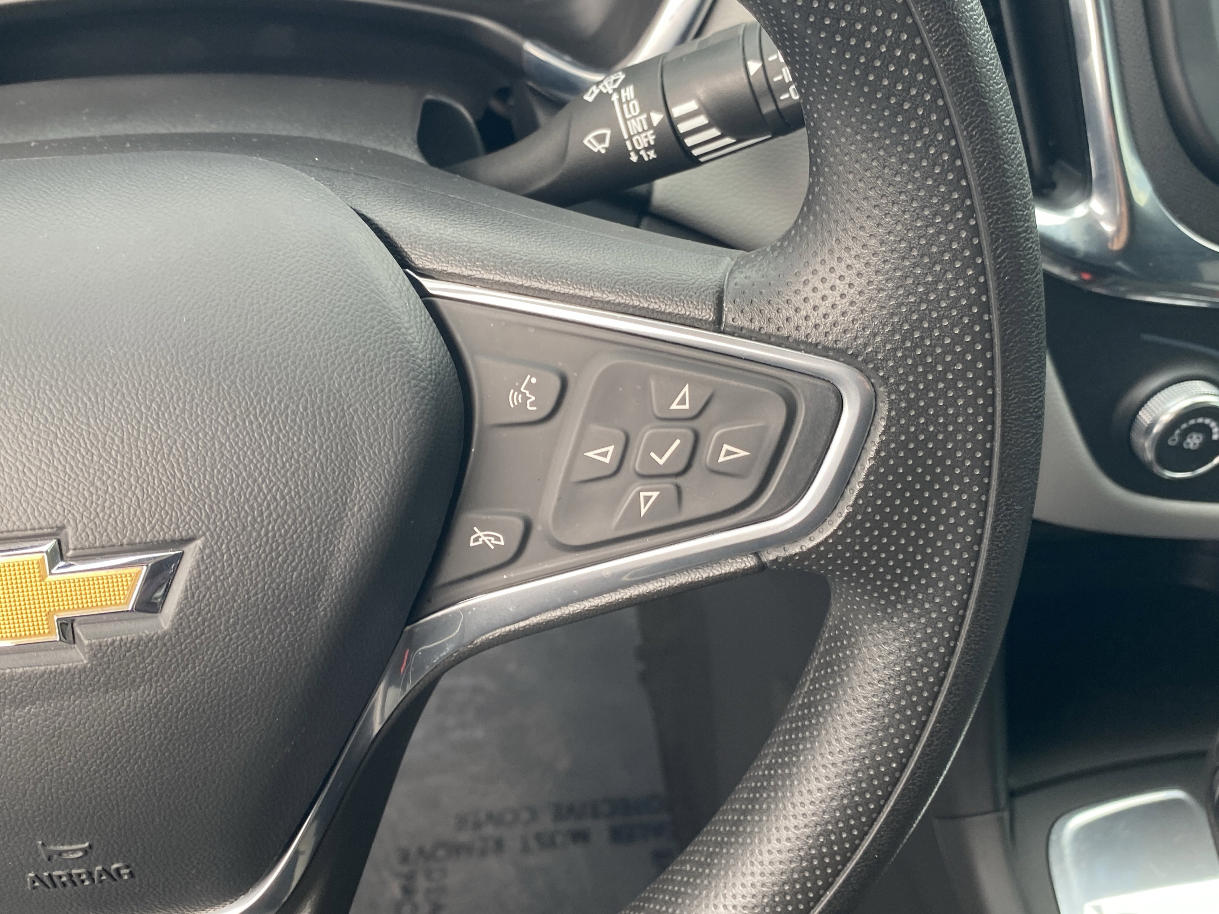 Used 2023 Chevrolet Equinox LS image 26