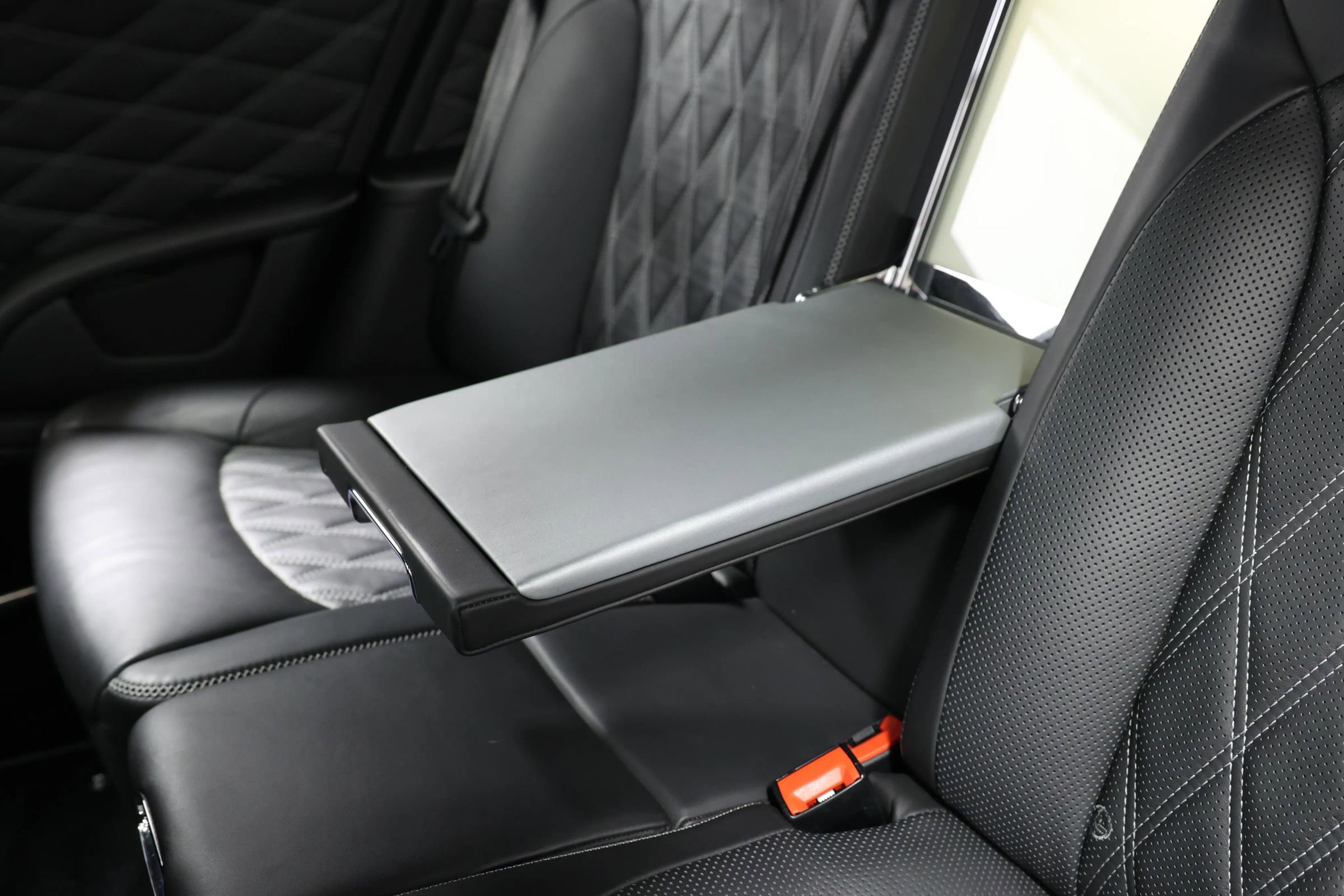 Used 2018 Bentley Mulsanne image 69