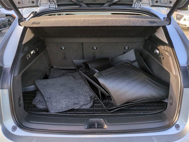 Used 2023 Buick Envision Avenir image 13