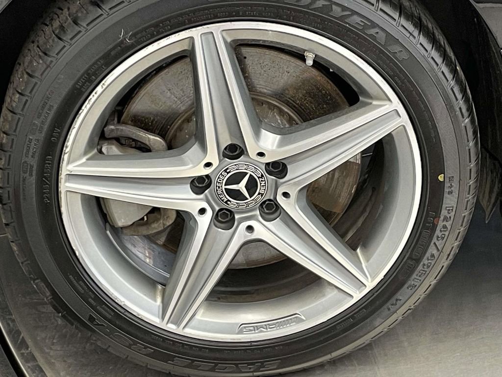 Used 2018 Mercedes-Benz E 400 4MATIC Coupe image 13
