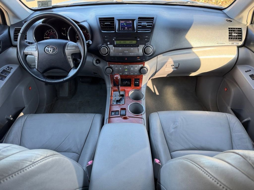 Used 2008 Toyota Highlander Limited image 12