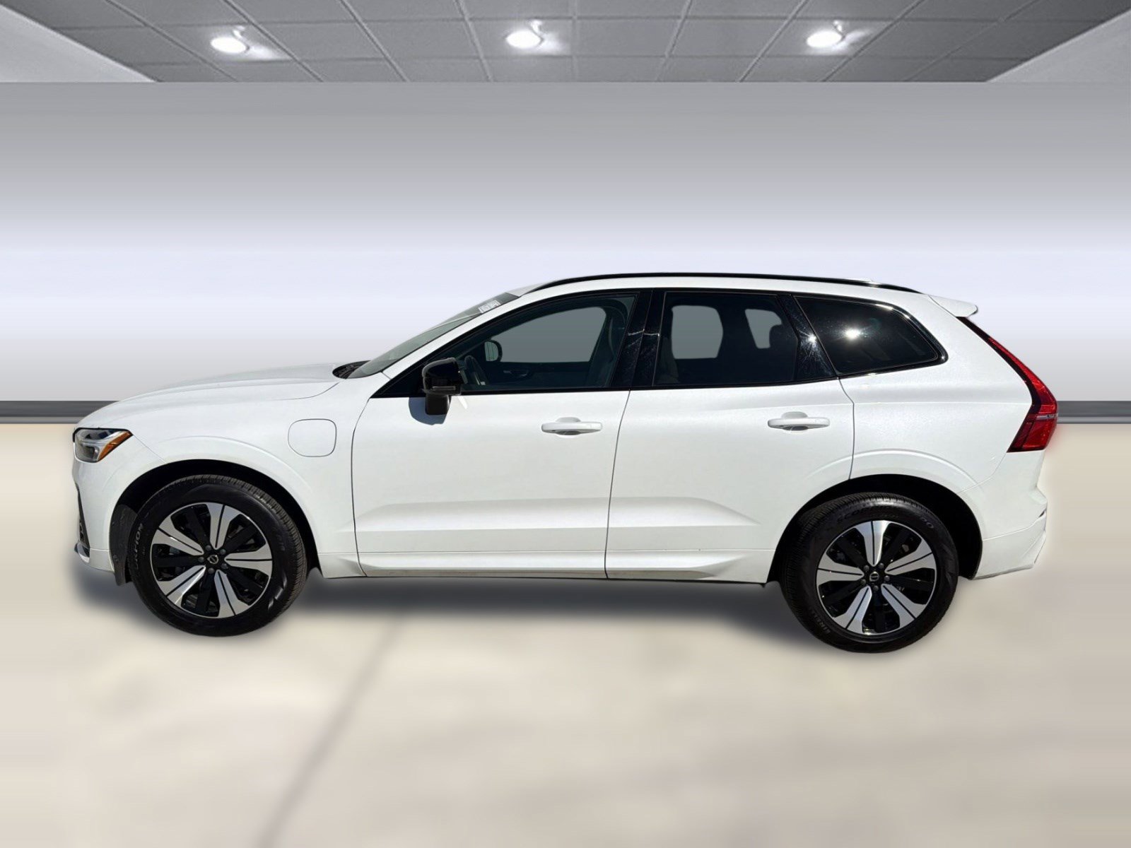 Used 2024 Volvo XC60 T8 Core w/ Protection Package Premier video 2