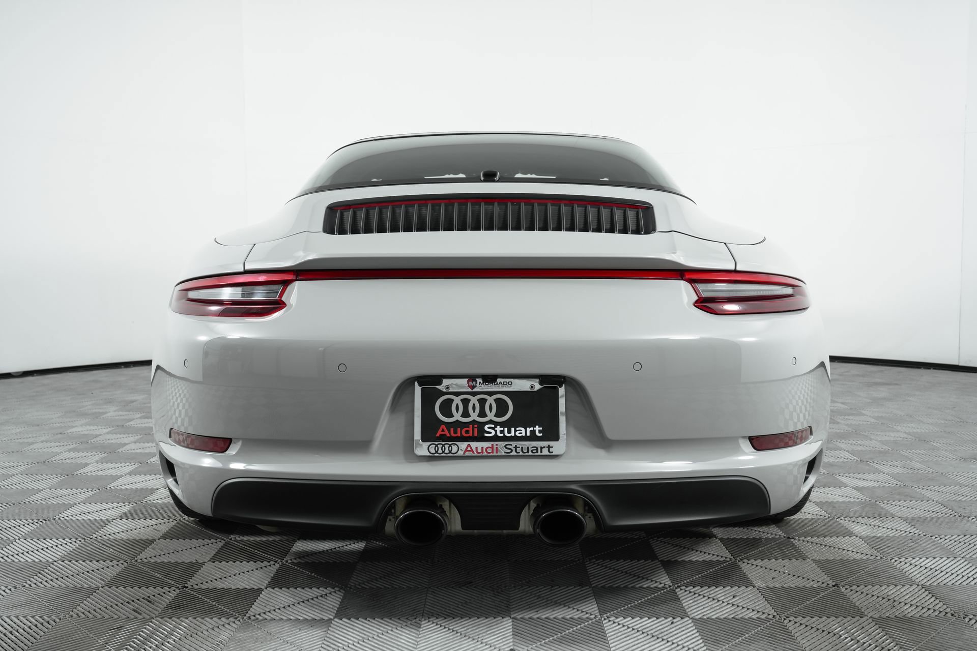 Used 2018 Porsche 911 Targa 4 GTS image 8